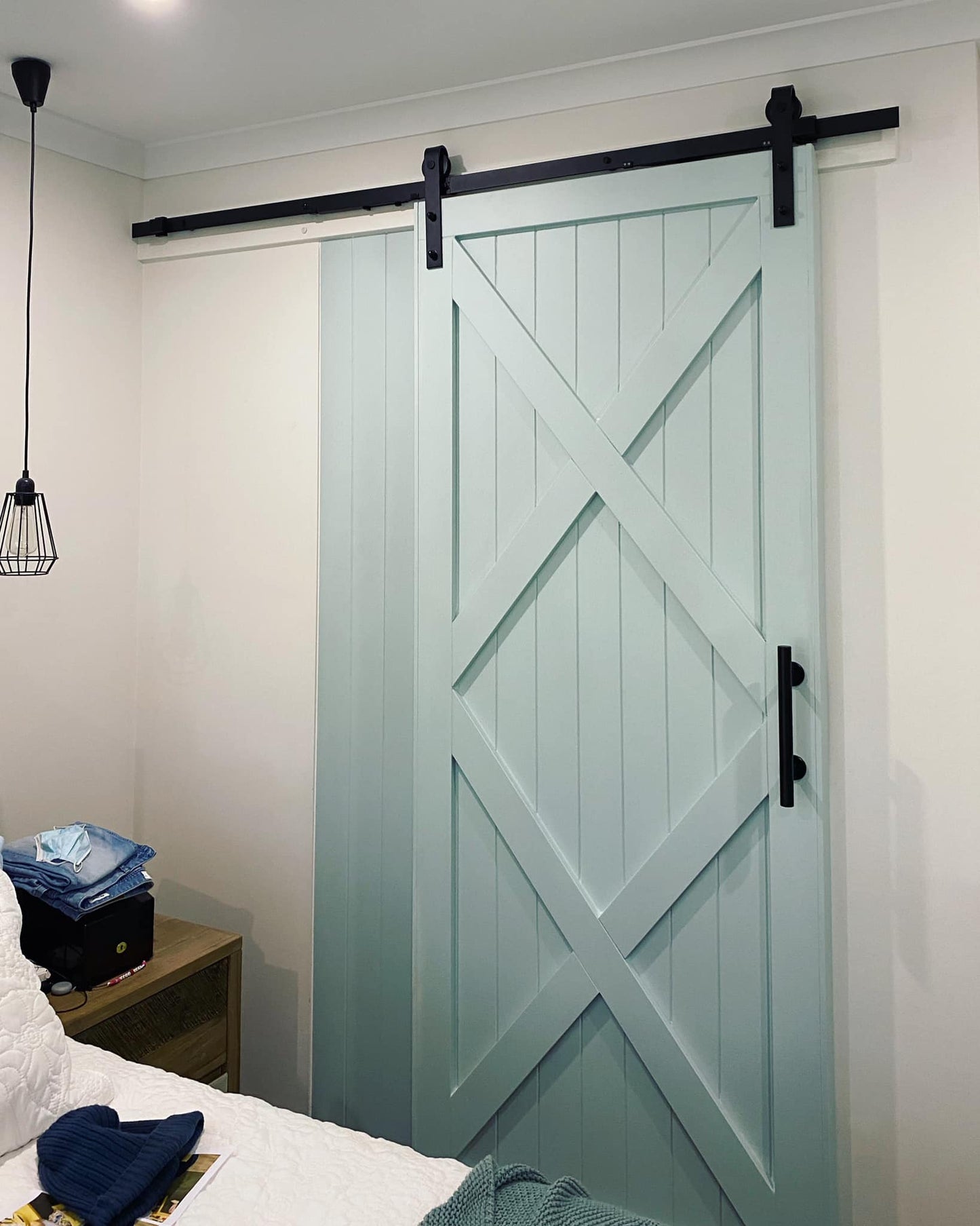 Double X Barn Door