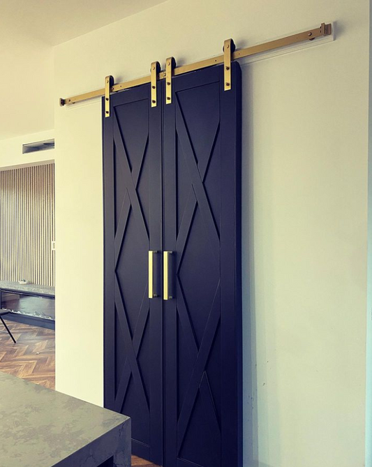 Double X Barn Door