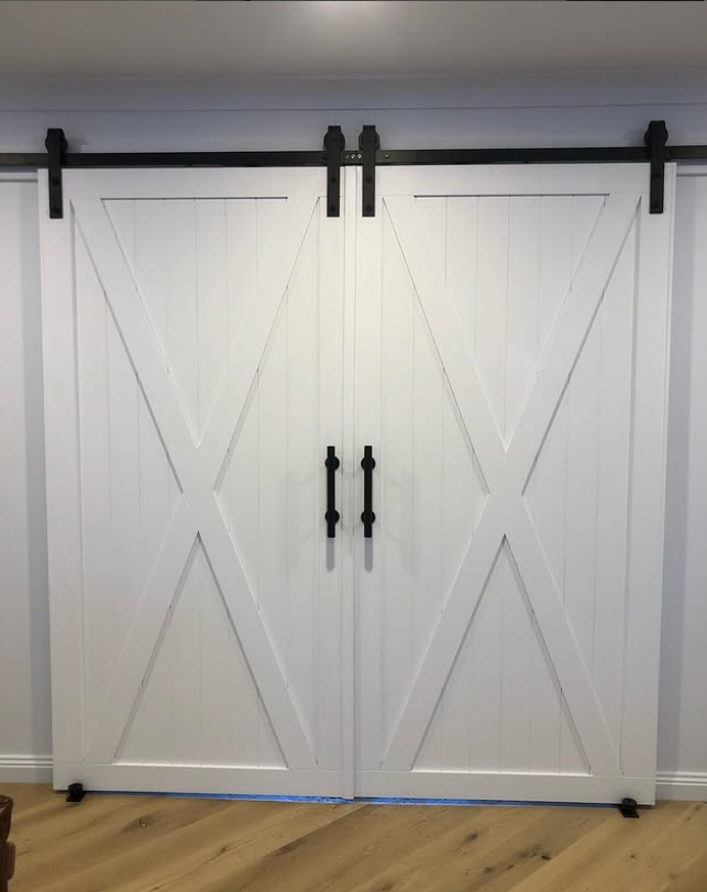 Box Set Barn Door - Classic Collection